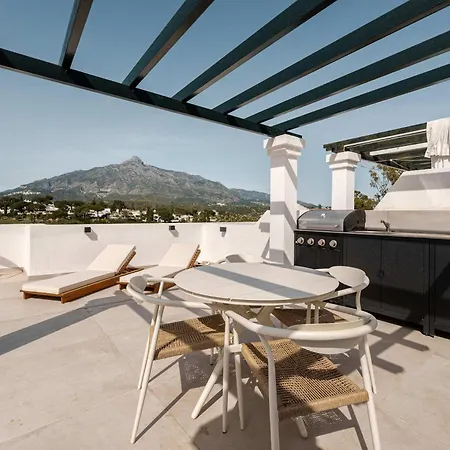 Aloha Gardens Rooftop Terrace Pools Views 아파트 *